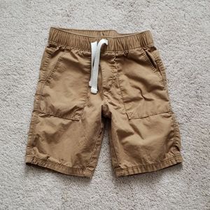 Boys Old Navy khaki shorts 5T